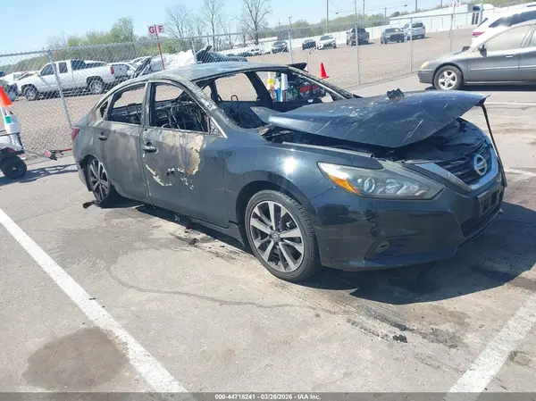 1N4AL3AP2HN326993 2017 NISSAN ALTIMA - Image 1
