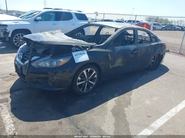 1N4AL3AP2HN326993 2017 NISSAN ALTIMA - Image 2