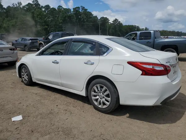 1N4AL3AP2HN327450 2017 NISSAN ALTIMA - Image 2