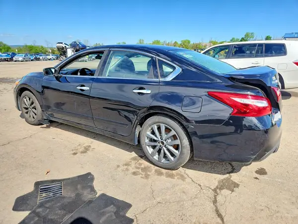 1N4AL3AP2HN330557 2017 NISSAN ALTIMA - Image 2