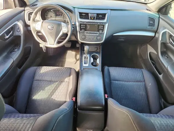 1N4AL3AP2HN330557 2017 NISSAN ALTIMA - Image 8