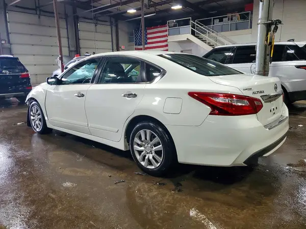 1N4AL3AP2HN332454 2017 NISSAN ALTIMA - Image 2