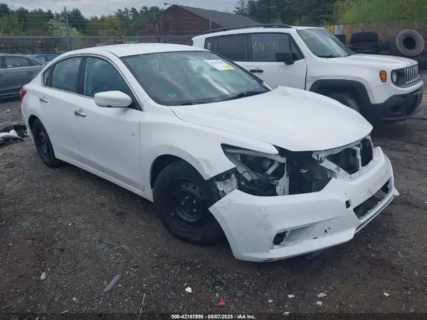 1N4AL3AP2HN333281 2017 NISSAN ALTIMA - Image 1