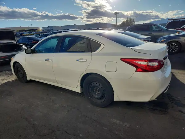 1N4AL3AP2HN339422 2017 NISSAN ALTIMA - Image 2