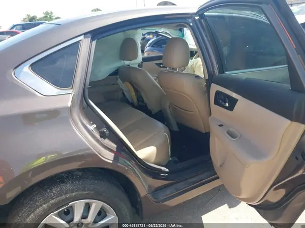 1N4AL3AP2HN339579 2017 NISSAN ALTIMA - Image 8