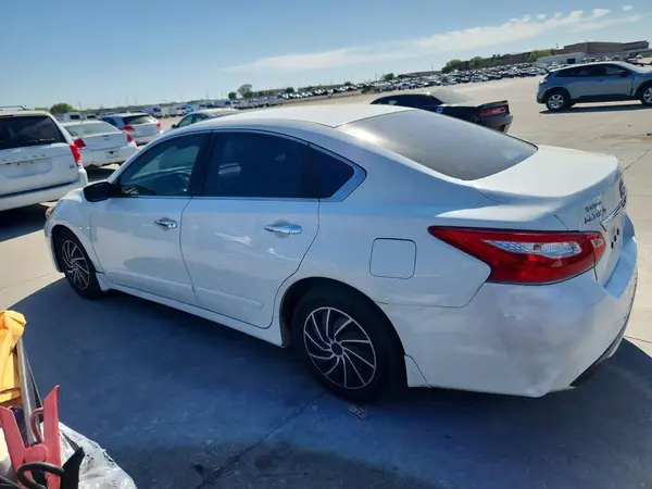 1N4AL3AP2HN342689 2017 NISSAN ALTIMA - Image 2