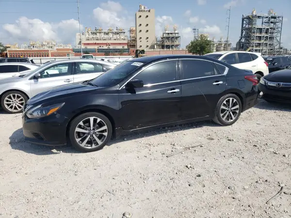 1N4AL3AP2HN349786 2017 NISSAN ALTIMA - Image 1