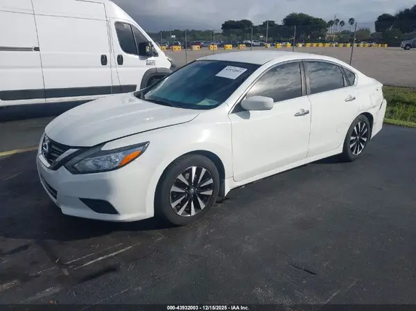 1N4AL3AP2HN349920 2017 NISSAN ALTIMA - Image 2