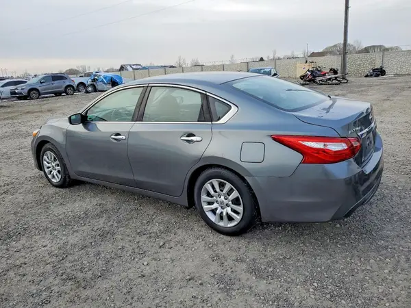 1N4AL3AP2HN352574 2017 NISSAN ALTIMA - Image 2