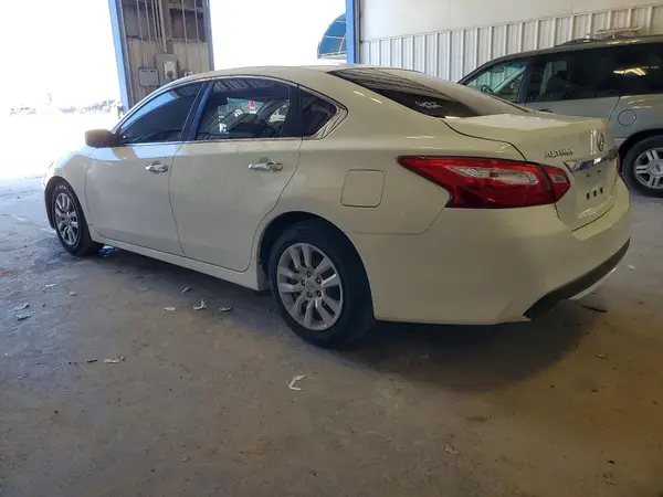1N4AL3AP2HN352865 2017 NISSAN ALTIMA - Image 2