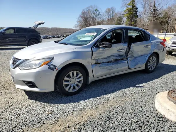 1N4AL3AP2HN364742 2017 NISSAN ALTIMA - Image 1