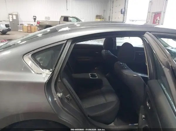 1N4AL3AP2HN365566 2017 NISSAN ALTIMA - Image 8