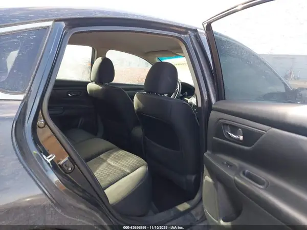 1N4AL3AP2HN366622 2017 NISSAN ALTIMA - Image 8