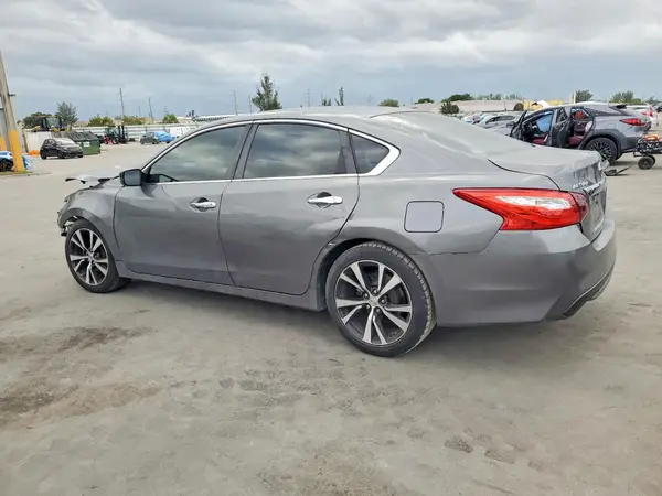 1N4AL3AP2HN366748 2017 NISSAN ALTIMA - Image 2