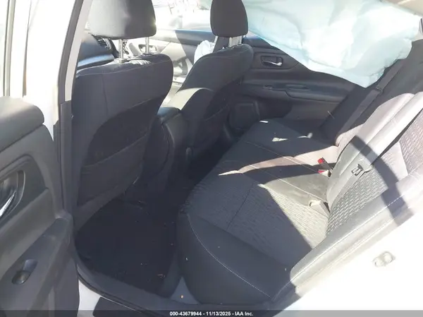 1N4AL3AP2JC101247 2018 NISSAN ALTIMA - Image 8