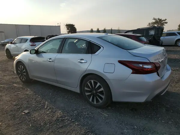 1N4AL3AP2JC104052 2018 NISSAN ALTIMA - Image 2