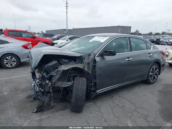 1N4AL3AP2JC104553 2018 NISSAN ALTIMA - Image 2