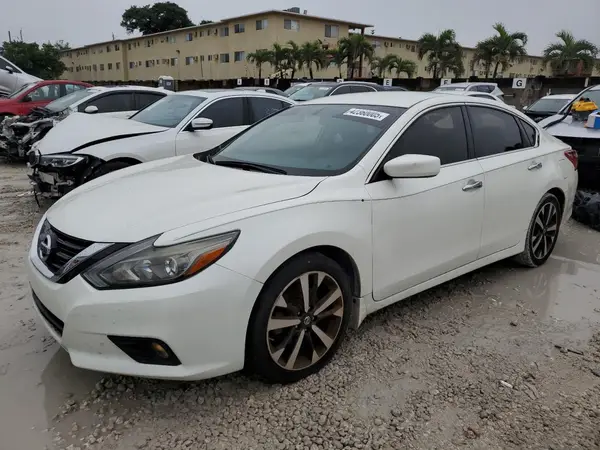 1N4AL3AP2JC105850 2018 NISSAN ALTIMA - Image 1
