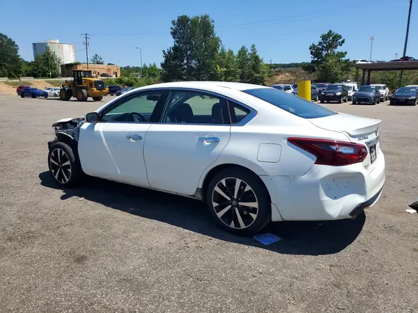 1N4AL3AP2JC106898 2018 NISSAN ALTIMA - Image 2