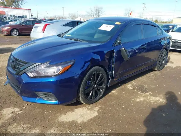 1N4AL3AP2JC112474 2018 NISSAN ALTIMA - Image 2