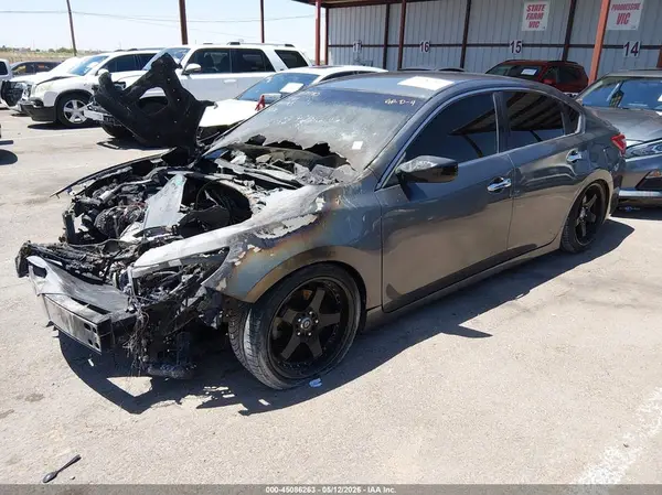 1N4AL3AP2JC114743 2018 NISSAN ALTIMA - Image 2