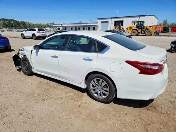 1N4AL3AP2JC115360 2018 NISSAN ALTIMA - Image 2