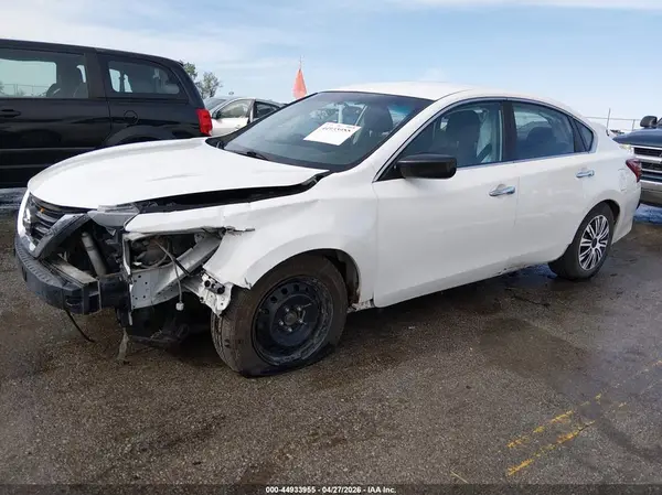 1N4AL3AP2JC116864 2018 NISSAN ALTIMA - Image 2