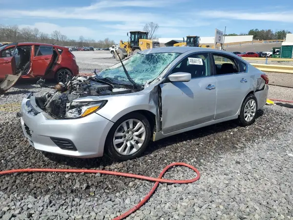 1N4AL3AP2JC117125 2018 NISSAN ALTIMA - Image 1