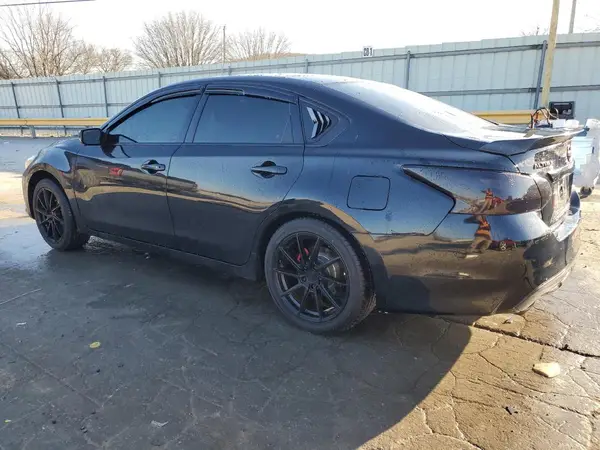 1N4AL3AP2JC120137 2018 NISSAN ALTIMA - Image 2