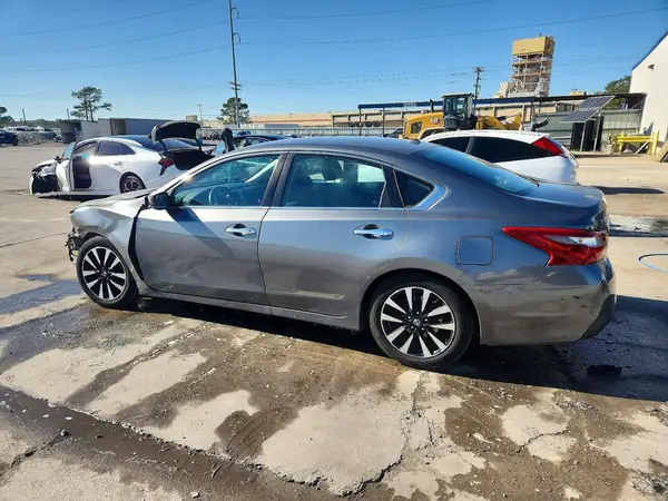 1N4AL3AP2JC121319 2018 NISSAN ALTIMA - Image 2