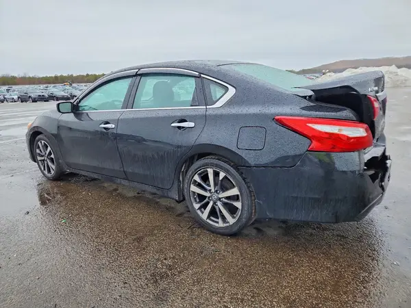 1N4AL3AP2JC121935 2018 NISSAN ALTIMA - Image 2