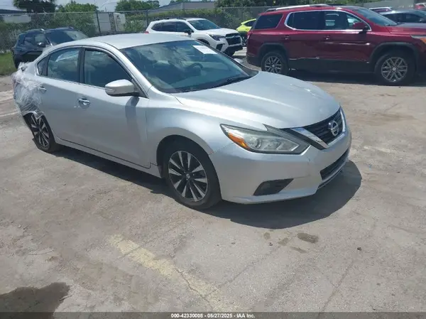 1N4AL3AP2JC124706 2018 NISSAN ALTIMA - Image 1