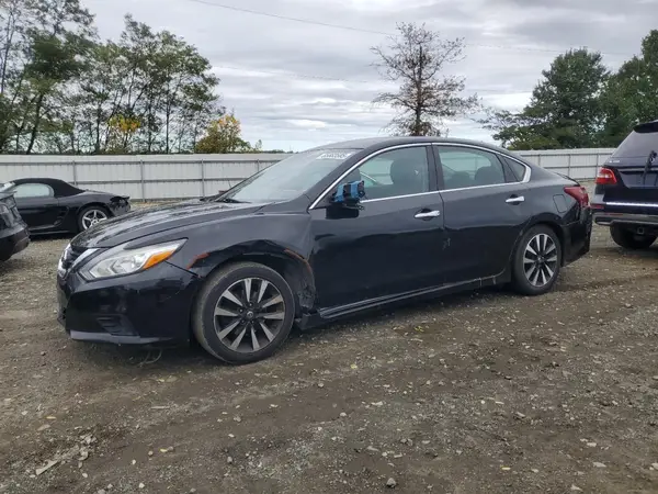 1N4AL3AP2JC127475 2018 NISSAN ALTIMA - Image 1