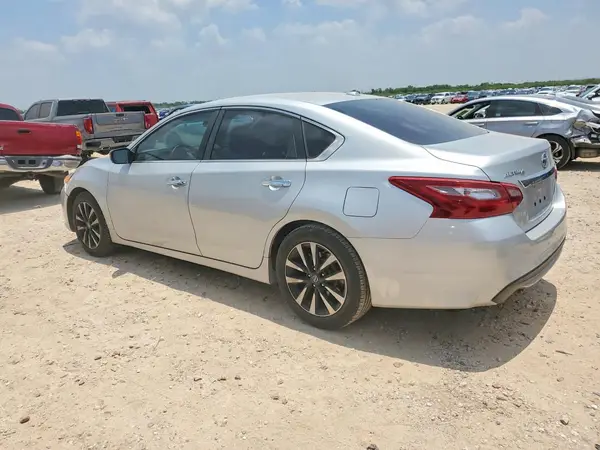1N4AL3AP2JC128948 2018 NISSAN ALTIMA - Image 2