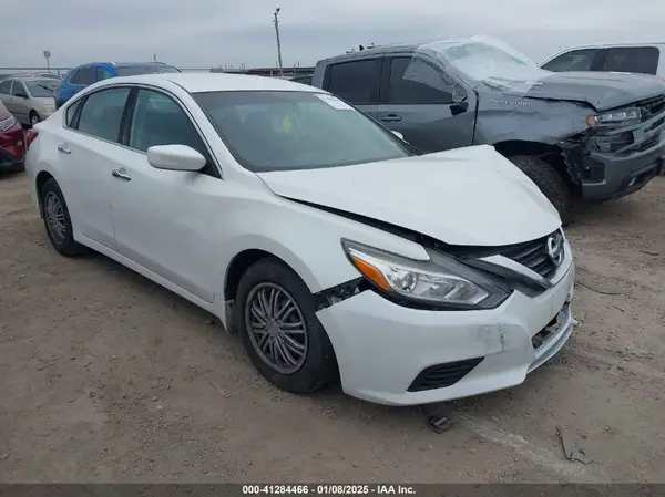 1N4AL3AP2JC130540 2018 NISSAN ALTIMA - Image 1