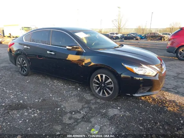 1N4AL3AP2JC131512 2018 NISSAN ALTIMA - Image 1