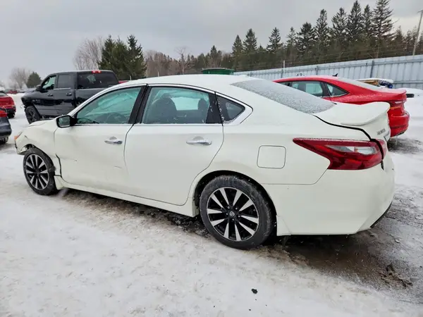 1N4AL3AP2JC132479 2018 NISSAN ALTIMA - Image 2