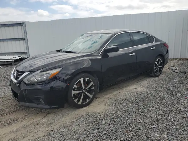1N4AL3AP2JC135737 2018 NISSAN ALTIMA - Image 1