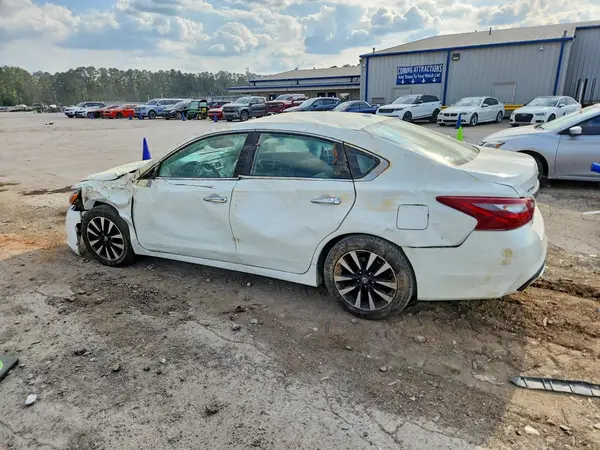 1N4AL3AP2JC136516 2018 NISSAN ALTIMA - Image 2