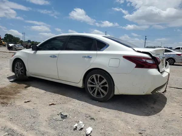 1N4AL3AP2JC138458 2018 NISSAN ALTIMA - Image 2