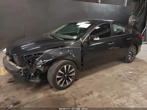 1N4AL3AP2JC142302 2018 NISSAN ALTIMA - Image 2
