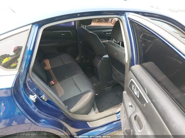 1N4AL3AP2JC142459 2018 NISSAN ALTIMA - Image 8