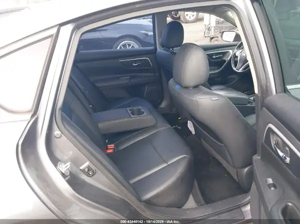 1N4AL3AP2JC143885 2018 NISSAN ALTIMA - Image 8