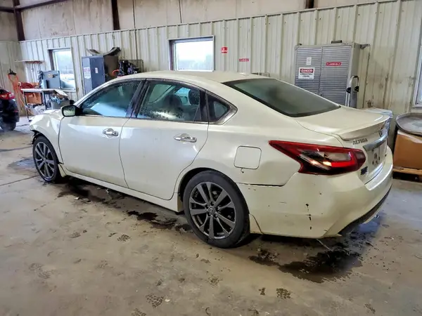 1N4AL3AP2JC146155 2018 NISSAN ALTIMA - Image 2