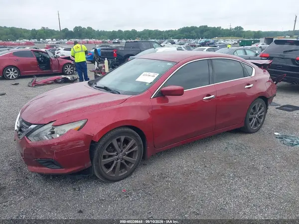 1N4AL3AP2JC147242 2018 NISSAN ALTIMA - Image 2