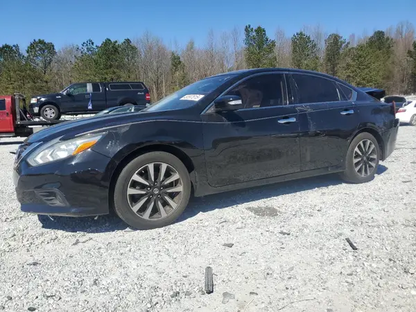 1N4AL3AP2JC149525 2018 NISSAN ALTIMA - Image 1
