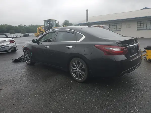 1N4AL3AP2JC150299 2018 NISSAN ALTIMA - Image 2
