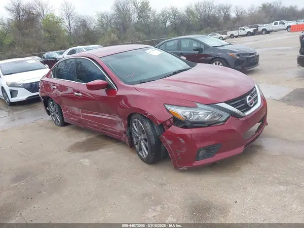 1N4AL3AP2JC150660 2018 NISSAN ALTIMA - Image 1