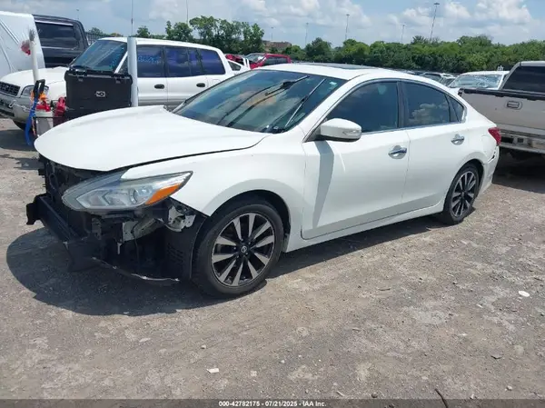 1N4AL3AP2JC153817 2018 NISSAN ALTIMA - Image 2