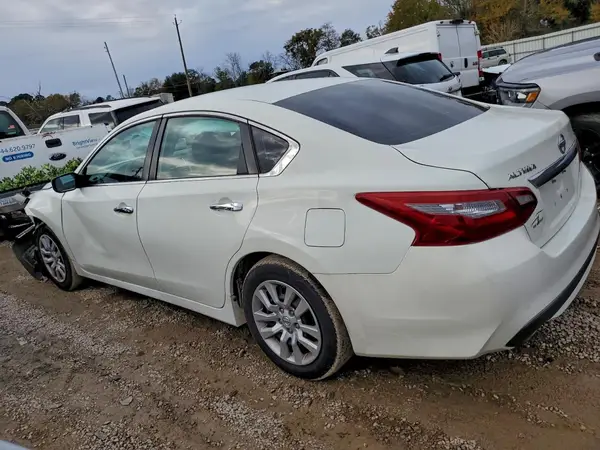 1N4AL3AP2JC158001 2018 NISSAN ALTIMA - Image 2